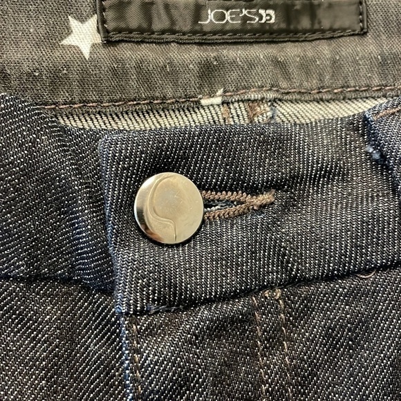 Sz28 Joe’s Jeans Muse Fit Boot Cut Dark Blue Wash (Kinsey wash) in NWOT Cond - Picture 3 of 10